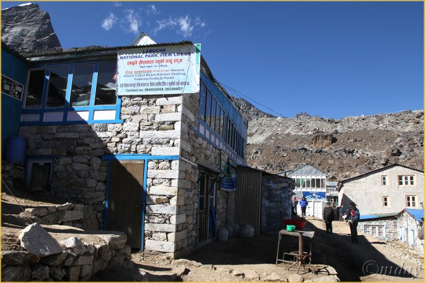 28.5Dll*c0132Lobuche(7.5x5,cpywrt)