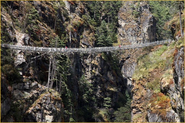 8.5Dll*b7974SuspensionBridge(7.5x5,cpywrt)