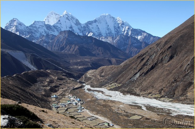 9.5Dll*b9819Kangtega&Thamser(7.5x5,cpywrt)