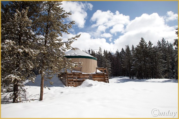 3B.5Dll*c4518ClarkPkYurt(7.5x5,cpywrt)