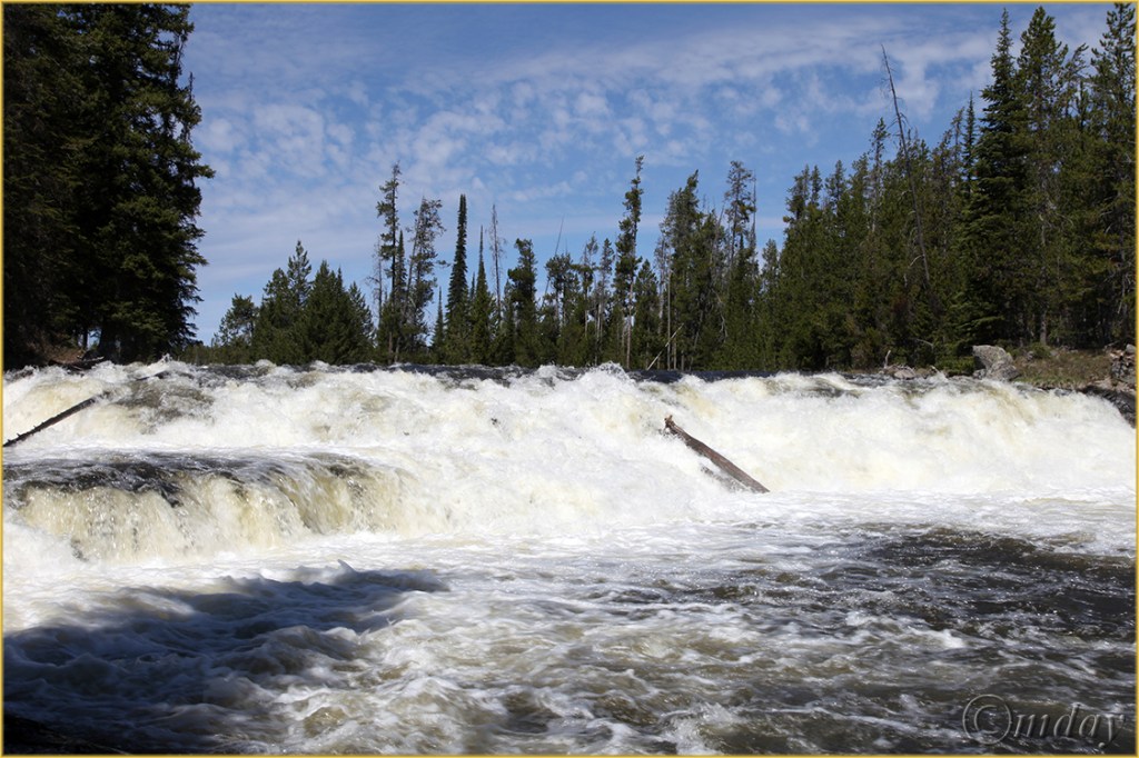 10.5Dll*c6701BechlerFalls'13(7.5x5,cpywrt)