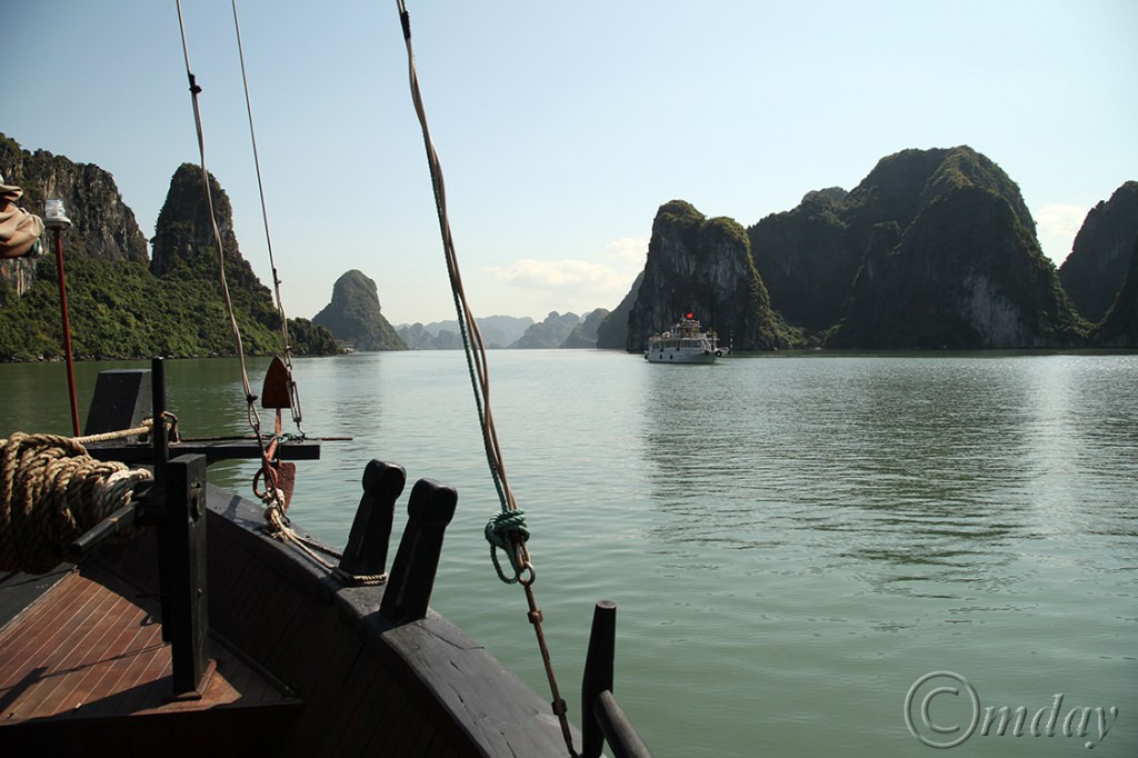 2.5DII*g0509HalongBay(7.5x5,150rrcpywrt)
